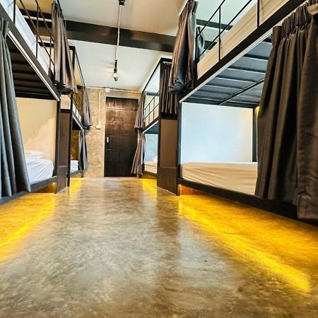 Adora Hostel Chiang Mai Ngoại thất bức ảnh