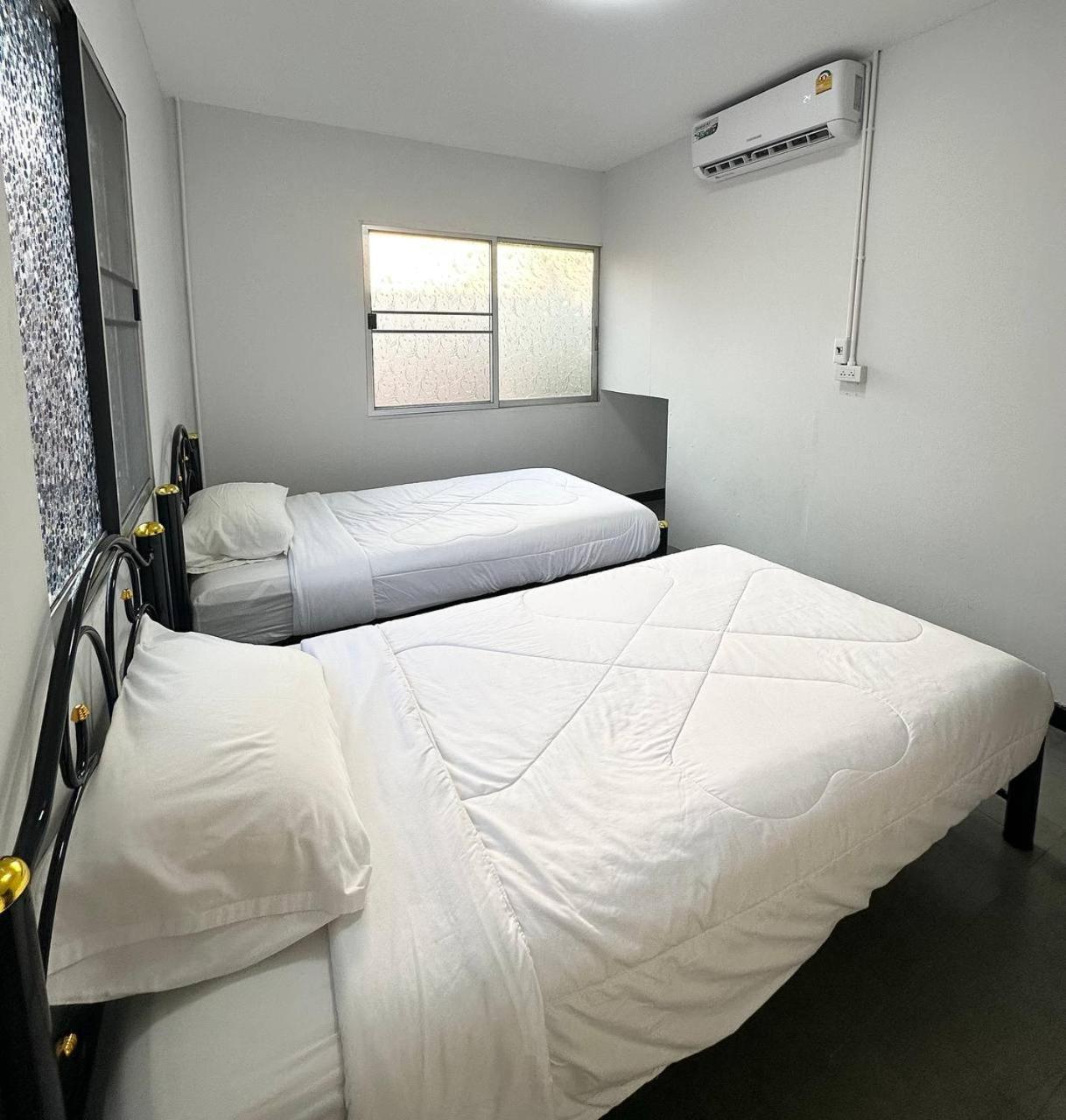 Adora Hostel Chiang Mai Ngoại thất bức ảnh