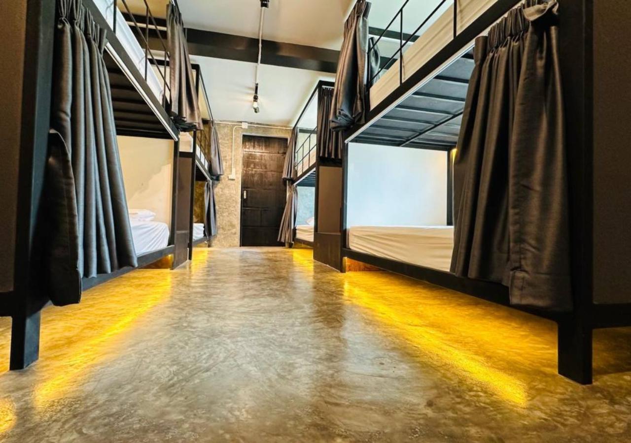 Adora Hostel Chiang Mai Ngoại thất bức ảnh
